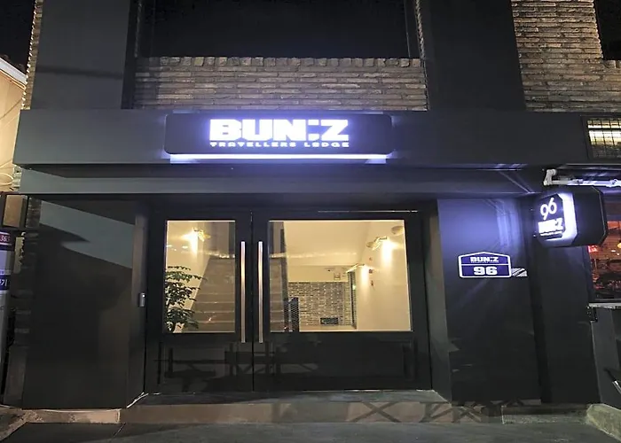 96 Bunz Traveller's ホテル
